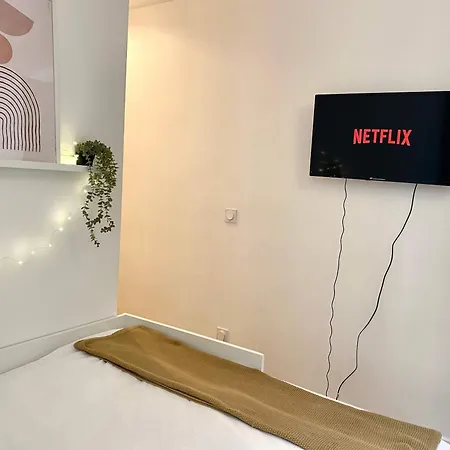 New 422 Louis - Cosy Center