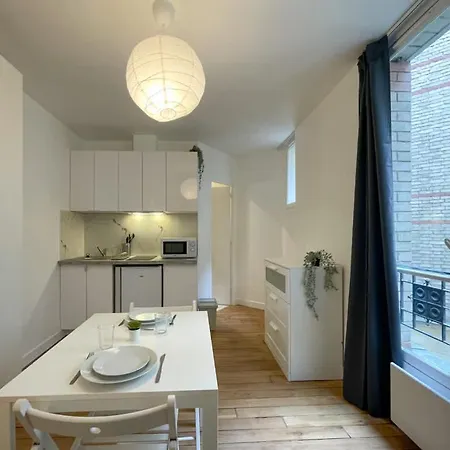 New 422 Louis - Cosy Center Paris