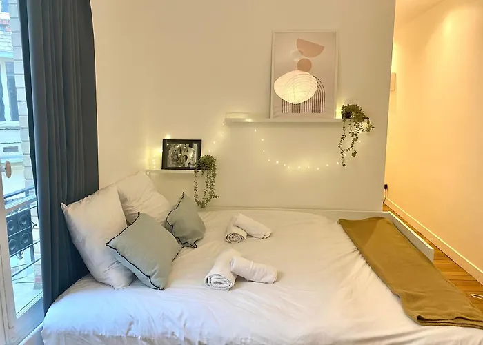 New 422 Louis - Cosy Center Apartmán *